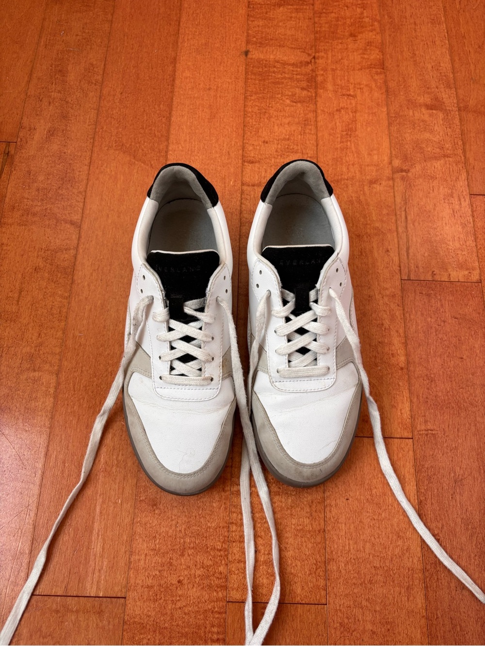 Everlane White and Gray Casual Sneaker Size 7